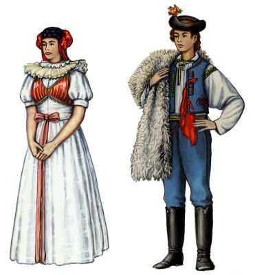 Традиционный женский и мужской костюмы.